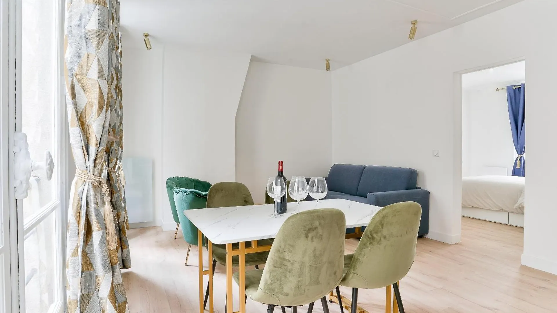 A Montmartre-sacre Coeur Apartment Paris